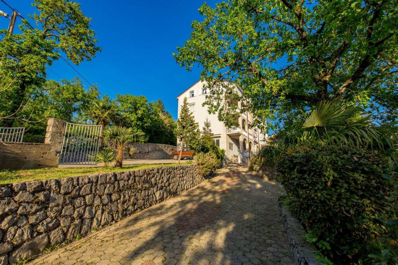 Villa Giani Apartments With Swimming Pool Opatija Exterior photo